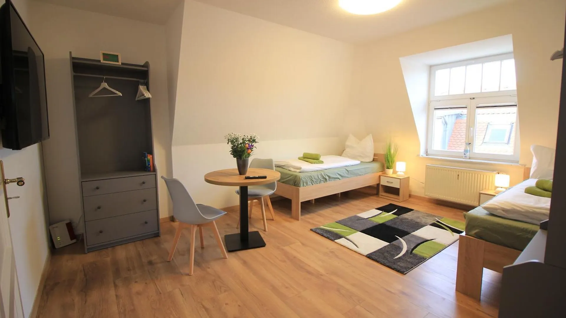 Ara Monteurzimmer Ferienwohnung Zentrumsnah Kesselsdorferstrs kontakt